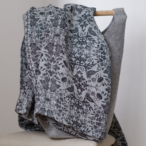 Linen Throw Bird (black)