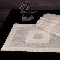 Placemat Boucle serviettes Linen Room Latvia 