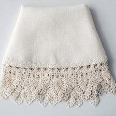 Round Tablecloth with Crocheted Lace