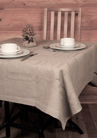 Tablecloth with hem-stitch